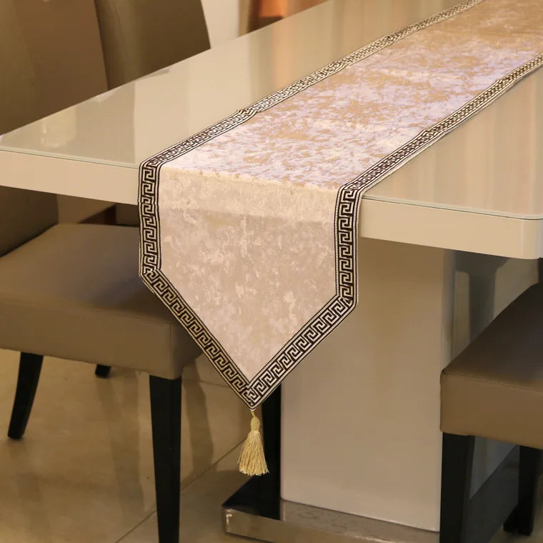 Chemin de Table en Lin Chinois beige