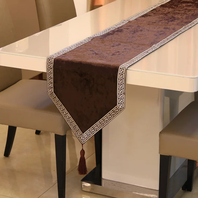 Chemin de Table en Lin Chinois marron