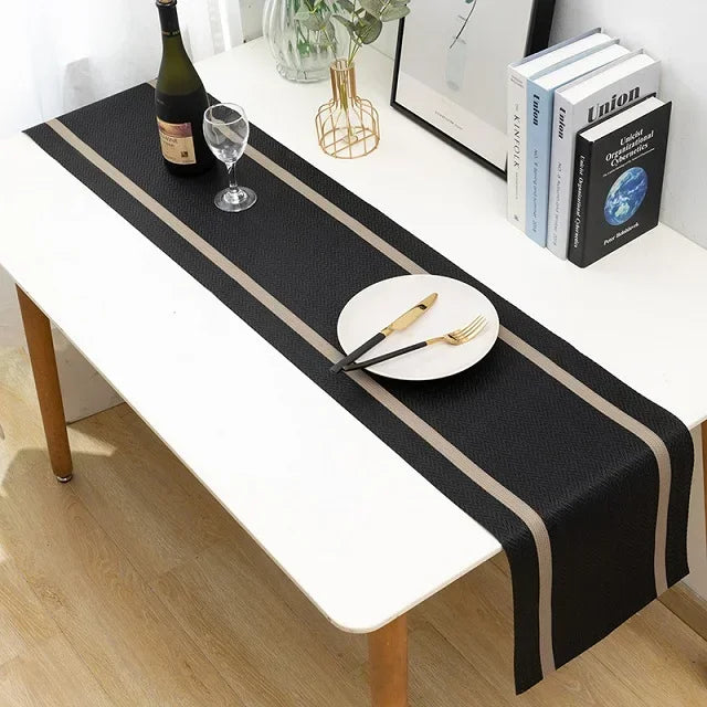 Chemin de Table en Vinyle noir