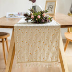 Chemin de table marguerites minimaliste en lin - Vignette | setdetable